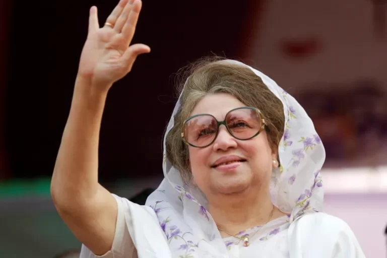 Bangladesh mourns former leader Khaleda Zia, who died aged 79