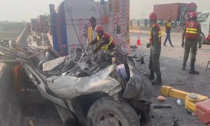 Karachi-accident